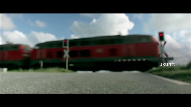 Video Reference N5: Land vehicle, Vehicle, Transport, Rolling stock, Mode of transport, Locomotive, Train, Track, Railway, Railroad car