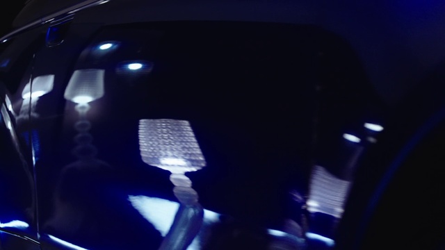 Video Reference N2: Automotive lighting, Blue, Light, Lighting, Headlamp, Electric blue, Automotive design, Purple, Cobalt blue, Auto part