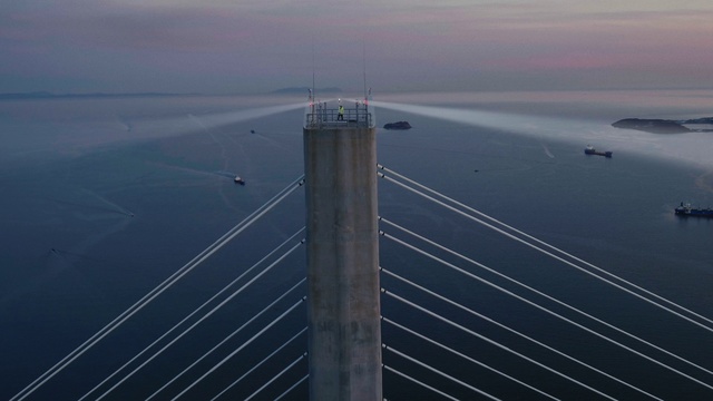 Video Reference N2: Sky, Water, Line, Fixed link, Tower, Sea, Bridge, Architecture, Nonbuilding structure