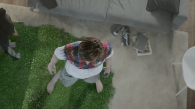 Video Reference N1: Grass, Green, Floor, Fun, Snapshot, Flooring, Leaf, Lawn, Play, Leg