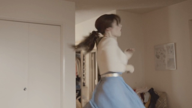 Video Reference N2: shoulder, room, standing, girl, textile, joint, trunk, neck, flooring