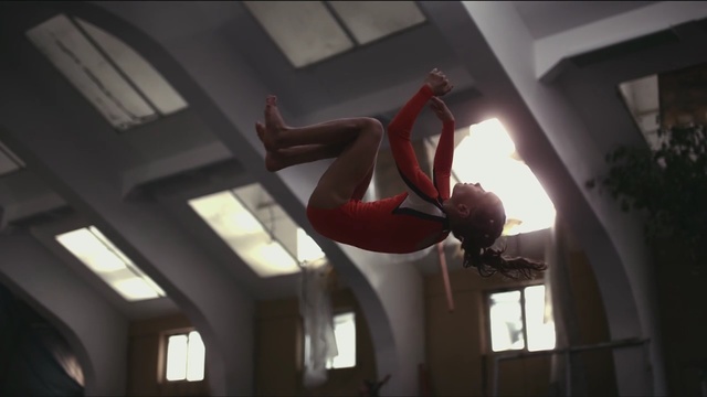 Video Reference N4: girl, gymnastics, light, jump 