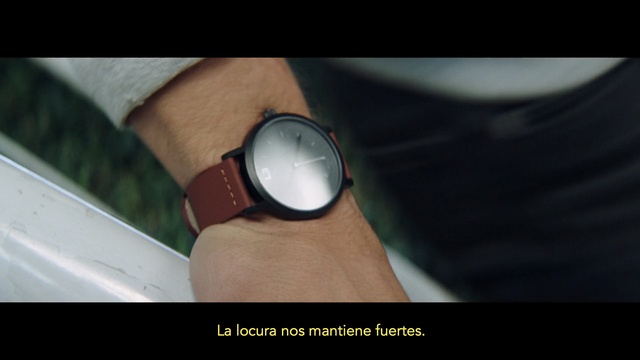 Video Reference N1: close up, hand, watch, wrist, product, font