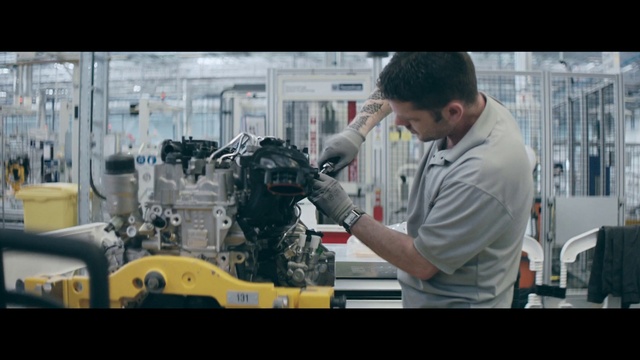 Video Reference N8: Factory, Engineering, Machine, Job, Industry, Engine, Robot