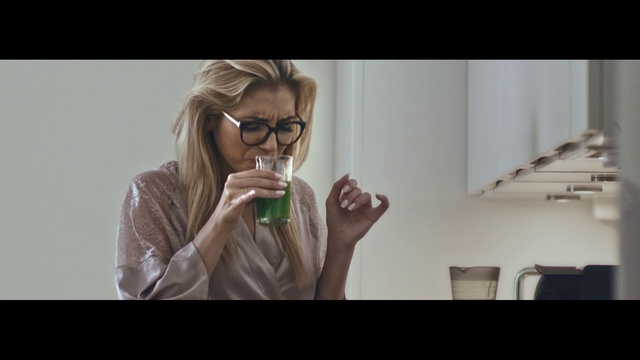 Video Reference N1: Eyewear, Hair, Photograph, Facial expression, Glasses, Skin, Beauty, Snapshot, Nose, Vision care