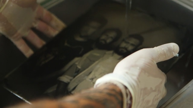 Video Reference N1: Hand, Finger, Nail, Shoe