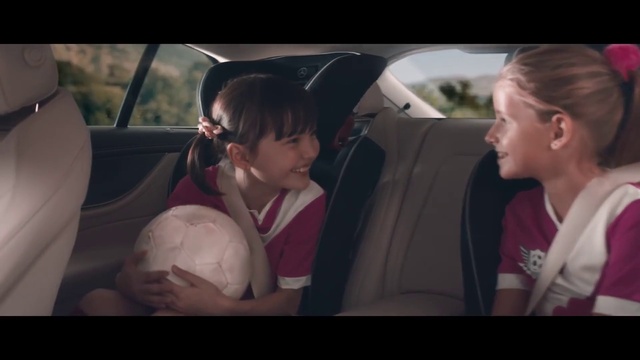 Video Reference N1: Vehicle door, Car seat, Child, Family car, Fun, Driving, Car, Automotive exterior, Photography, Vehicle