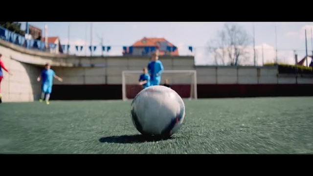 Video Reference N1: blue, ball, football, ball, player, games, sport venue, sports equipment, fun, leisure