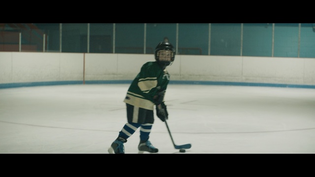 Video Reference N3: Hockey protective equipment, Ice hockey, Ice hockey position, Hockey, Ice rink, Player, College ice hockey, Sports, Rink bandy, Skating