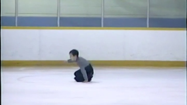 Video Reference N3: Sports, Ice skating, Skating, Ice skate, Recreation, Snapshot, Ice rink, Fun, Individual sports, Figure skating, Person
