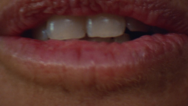 Video Reference N1: Tooth, Lip, Mouth, Skin, Jaw, Facial expression, Close-up, Organ, Smile, Chin