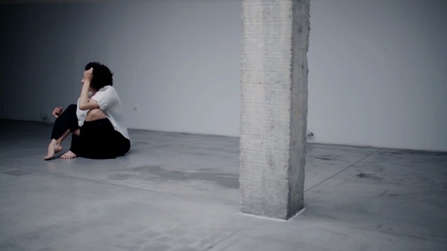 Video Reference N0: Sitting, Floor, Flooring, Photography, Performance art, Kinomichi