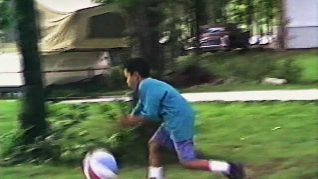 Video Reference N4: Soccer ball, Ball, Football, Soccer, Football player, Play, Player, Sports equipment, Ball game, Kick