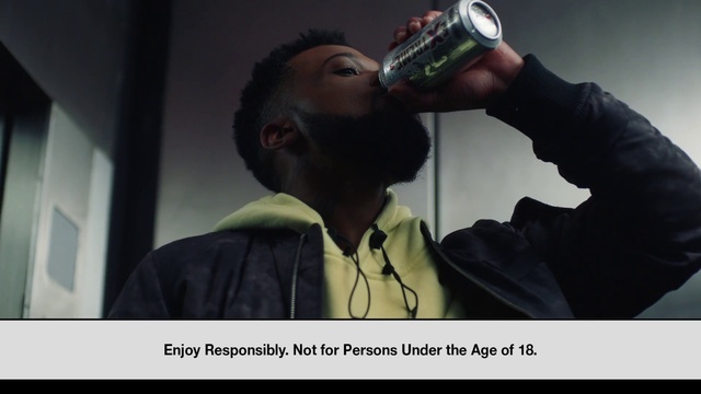 Video Reference N6: Alcohol, Drink, Photo caption, Fun, Photography, Drinking, Beer, Distilled beverage, Screenshot