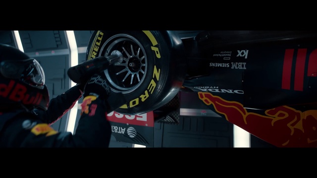 Video Reference N0: Helmet, Automotive tire, Personal protective equipment, Formula one tyres, Tire, Automotive design, Wheel, Automotive wheel system, Vehicle, Headgear