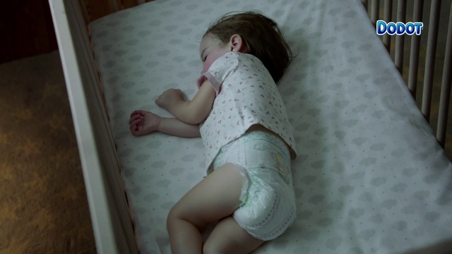 Video Reference N0: Leg, Child, Baby, Sleep, Nap, Bedtime, Baby safety