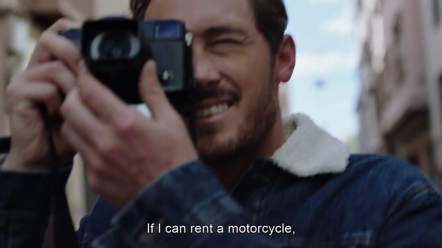 Video Reference N1: Photograph, Cameras & optics, Camera, Photography, Digital camera, Camera accessory, Photographer, Reflex camera, Single-lens reflex camera, Camera operator, Person