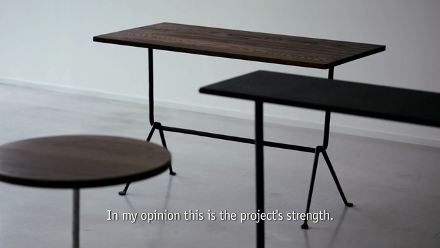 Video Reference N4: Furniture, Table, Iron, Coffee table, Desk, Outdoor table, Rectangle, Metal, Plywood, Wood