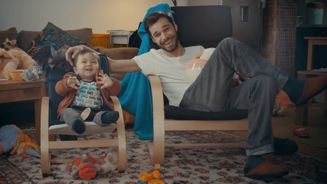 Video Reference N0: blue, people, room, sitting, child, girl, fun, toddler, family, product, Person