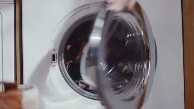 Video Reference N0: Washing machine, Clothes dryer, Home appliance, Major appliance, Washing