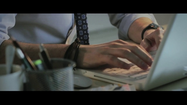 Video Reference N5: Hand, Arm, Finger, Mouth, Photography, Person, Indoor, Table, Coffee, Cup, Laptop, Sitting, Food, Man, Using, Front, Woman, Computer, Cake, Sandwich, Holding, Plate, Watch