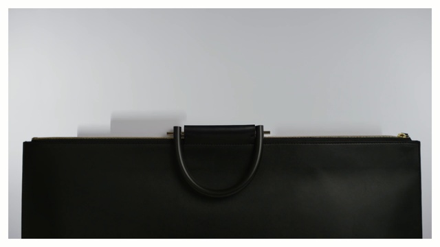 Video Reference N5: bag, product, handbag, product, brand, rectangle, leather