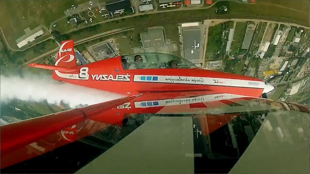 Video Reference N7: Vehicle, Airplane, Aircraft, Monoplane, Aviation, General aviation, Light aircraft, Windshield, Automotive window part