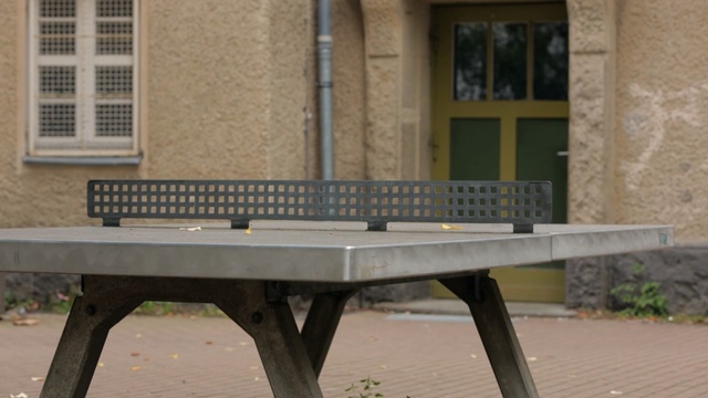 Video Reference N0: Table, Furniture, Bench, Outdoor table, Outdoor bench, Outdoor furniture