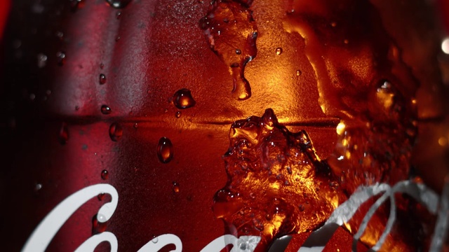 Video Reference N0: Red, Water, Cola, Coca-cola, Drink, Font, Soft drink, Carbonated soft drinks, Macro photography, Graphics