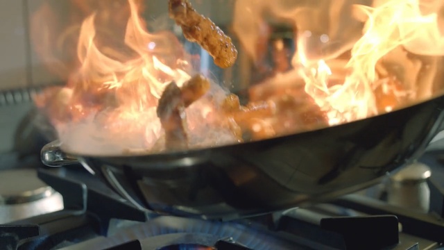 Video Reference N2: Flame, Fire, Cookware and bakeware, Heat, Wok, Food, Cooking, Stove, Dish, Cuisine