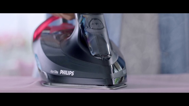 Video Reference N2: Clothes iron, Home appliance, Vacuum cleaner, Small appliance, Automotive design, Helmet, Vehicle