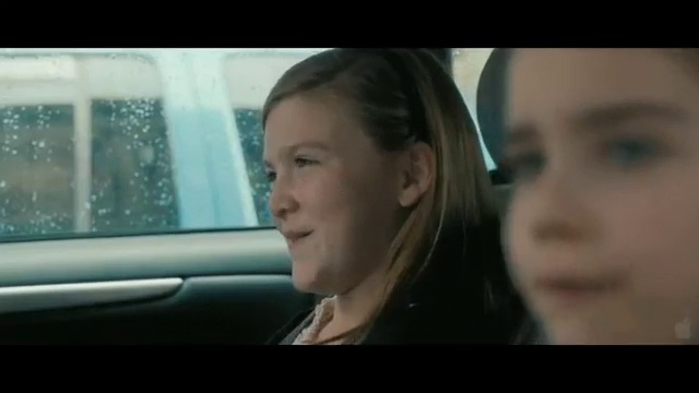 Video Reference N4: Face, Vehicle door, Mode of transport, Driving, Blond, Vehicle, Scene, Family car, Auto part, Car