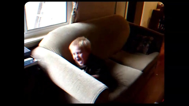Video Reference N7: Finger, Hand, Mouth, Room, Couch, Muscle, Furniture, Leg, Car seat, Vehicle