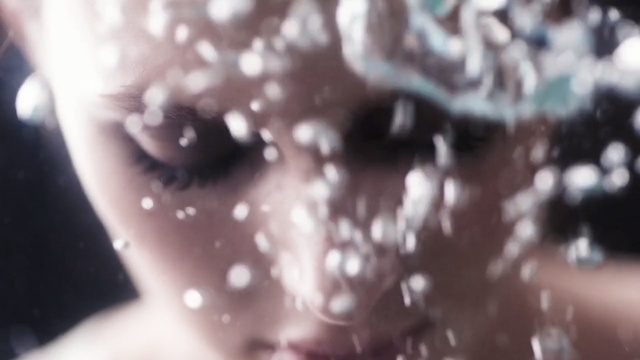 Video Reference N3: close up, water, black hair, mouth, organism, macro photography, neck, hand, girl, eyelash