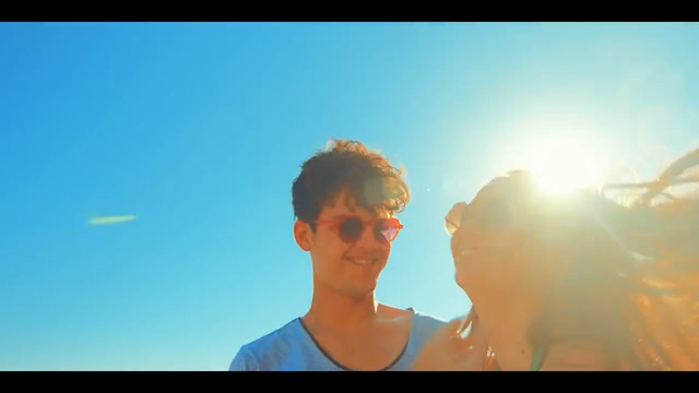 Video Reference N5: sky, blue, photograph, fun, cloud, sunlight, vacation, daytime, light, sea