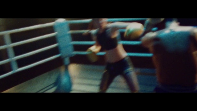 Video Reference N0: Sport venue, Boxing ring, Boxing, Boxing glove, Striking combat sports, Muay thai, Boxing equipment, Contact sport, Combat sport, Kickboxing