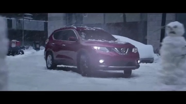 Video Reference N7: Land vehicle, Vehicle, Car, Nissan, Sport utility vehicle, Crossover suv, Mid-size car, Automotive wheel system, Nissan rogue, Nissan juke