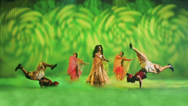 Video Reference N4: Nature, Green, Grass, Grassland, Adaptation, Fun, Wildlife, Performing arts, Dance, Animation