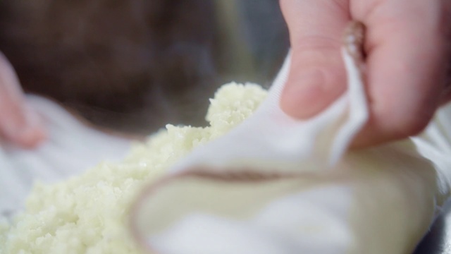Video Reference N4: Food, Hand, Dish, Cuisine, Ricotta, Ingredient, Recipe, Dairy