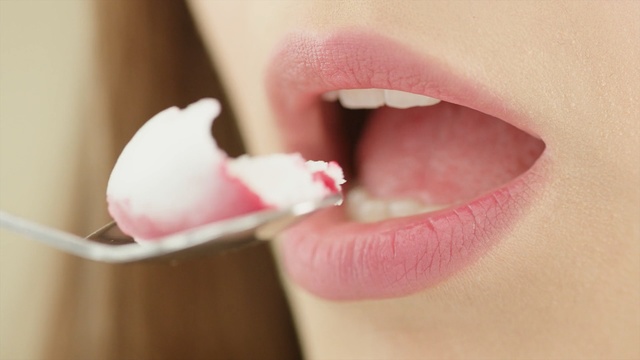 Video Reference N2: Lip, Tooth, Pink, Mouth, Skin, Organ, Jaw, Cheek, Tongue, Close-up