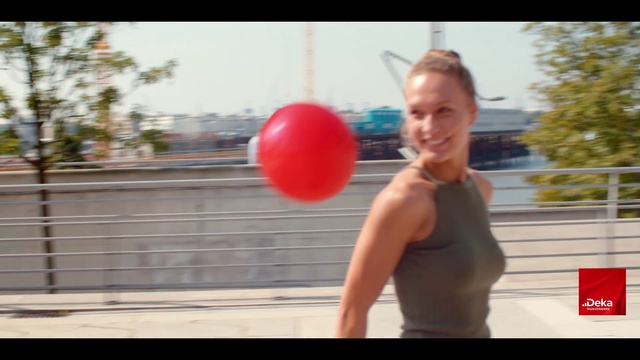 Video Reference N2: Shoulder, Arm, Kettlebell, Muscle, Exercise equipment, Joint, Weights, Chest, Balloon, Sports equipment