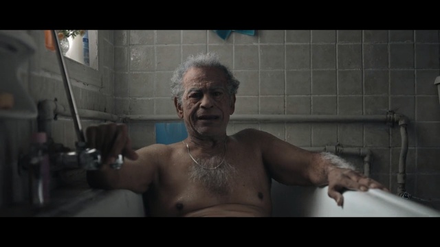 Video Reference N3: tub, vessel, man, body, muscular, male, Person