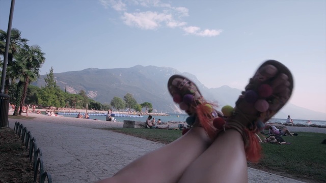 Video Reference N0: Finger, Leg, Foot, Fun, Vacation, Travel
