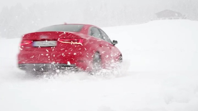 Video Reference N2: Snow, Red, Pink, Vehicle, Winter storm, Car, Blizzard, Winter, Vehicle door, Automotive design