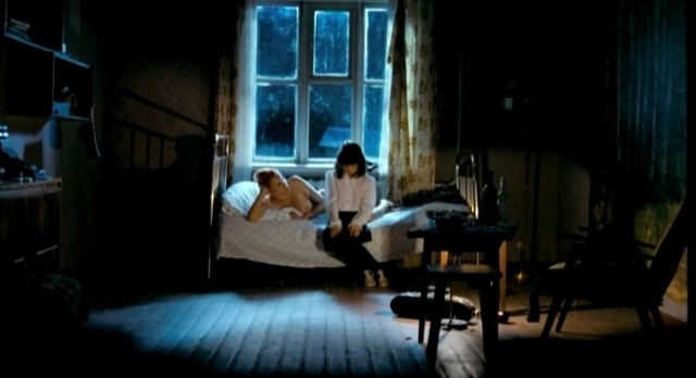 Video Reference N1: darkness, lighting, scene, midnight, window, night