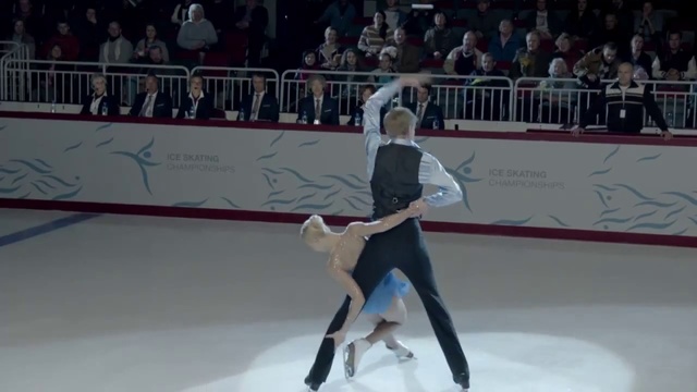 Video Reference N2: Ice skating, Ice dancing, Figure skating, Skating, Figure skate, Recreation, Sports, Axel jump, Competition event, Ice rink