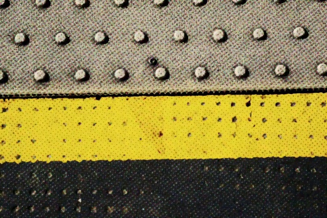 Video Reference N3: Yellow, Pattern, Textile, Webbing