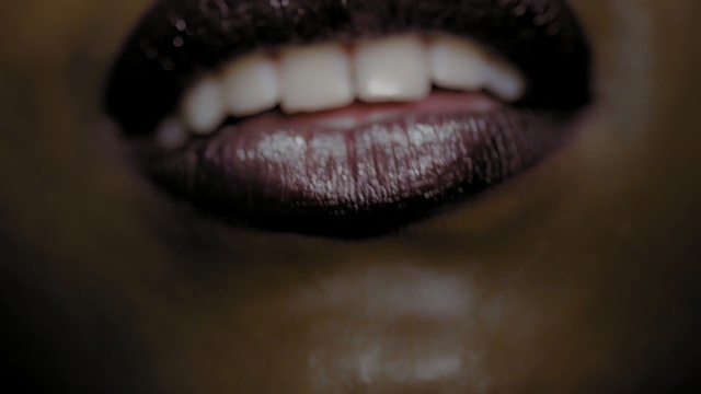 Video Reference N2: Lip, Tooth, Mouth, Cheek, Skin, Chin, Eyebrow, Close-up, Lipstick, Jaw