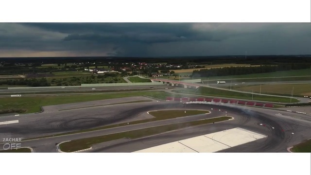 Video Reference N0: Runway, Airport, Race track, Infrastructure, Air travel, Sky, Road, Land lot, Sport venue, Airline