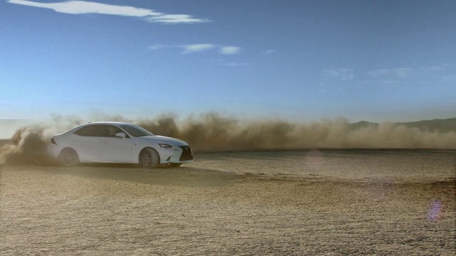 Video Reference N9: Vehicle, Car, Sky, Automotive design, Natural environment, Landscape, Cloud, Drifting, Rolling